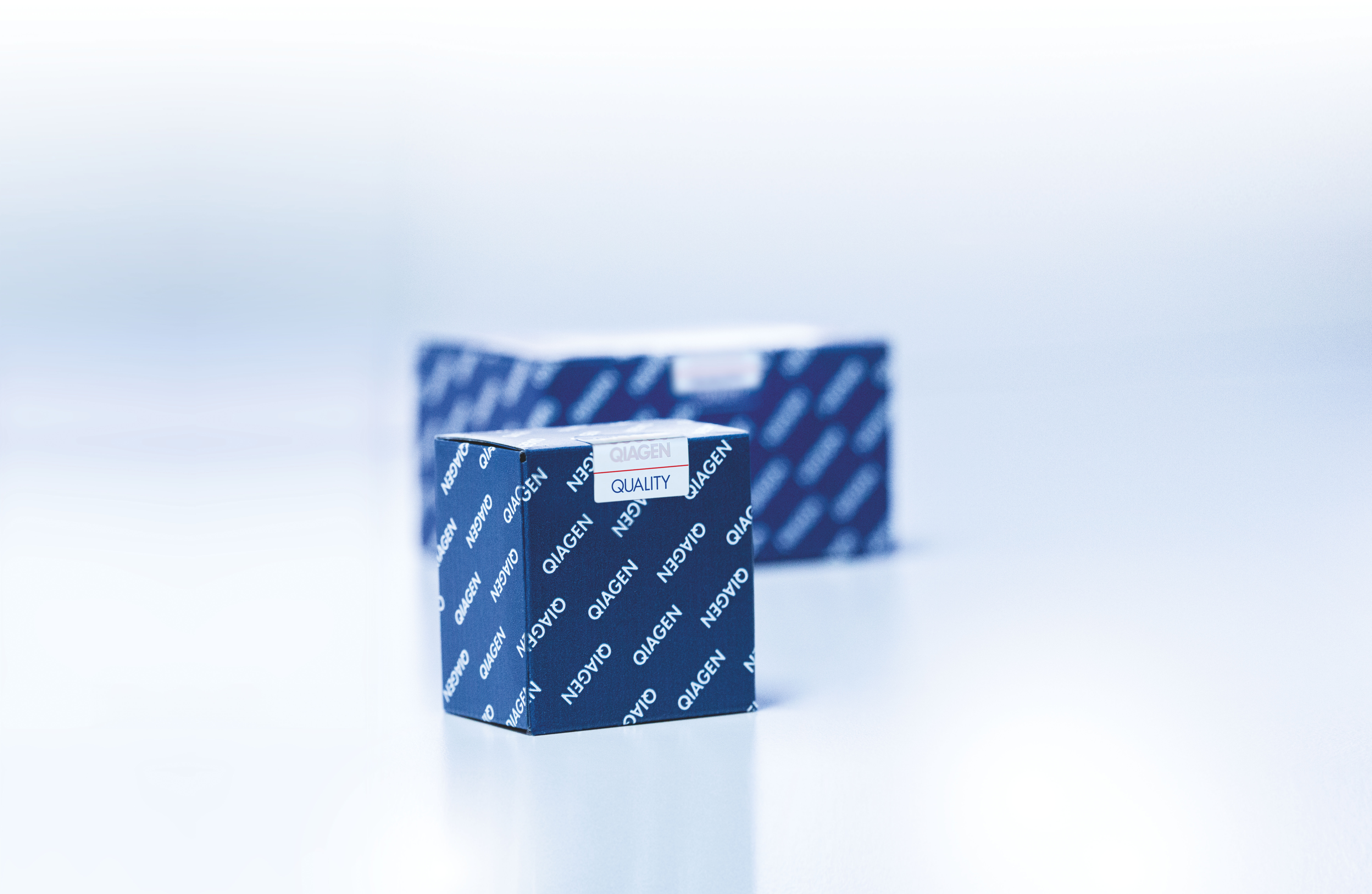 EZ1&2 DNA Investigator Kit (48)